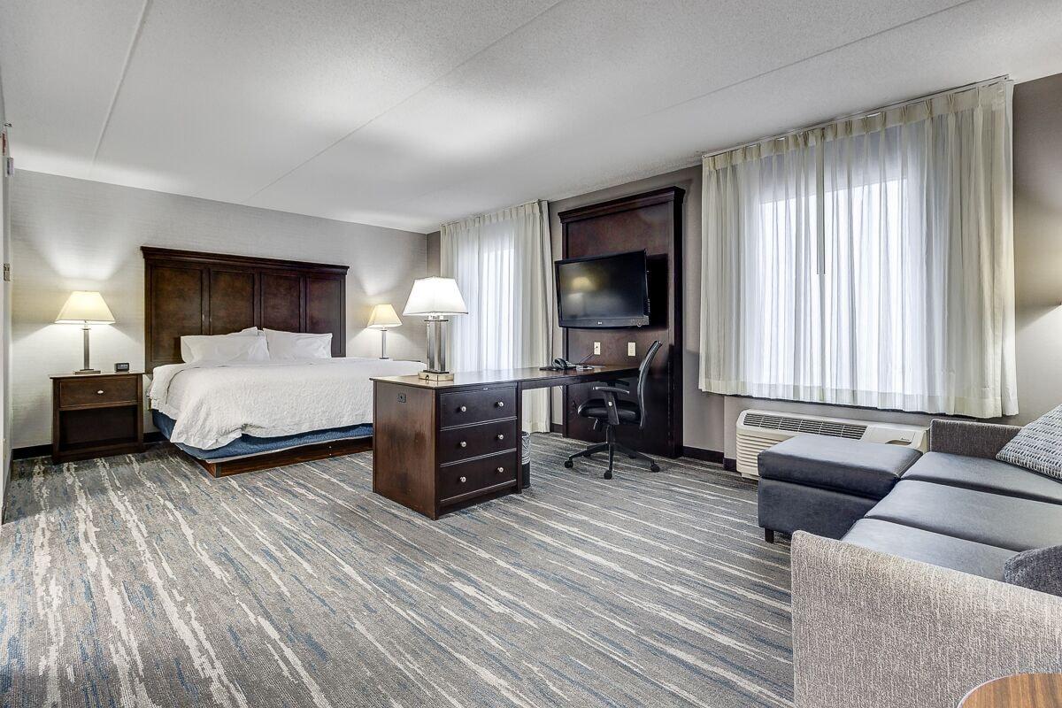 Hampton Inn & Suites By Hilton Брантфорд Екстер'єр фото