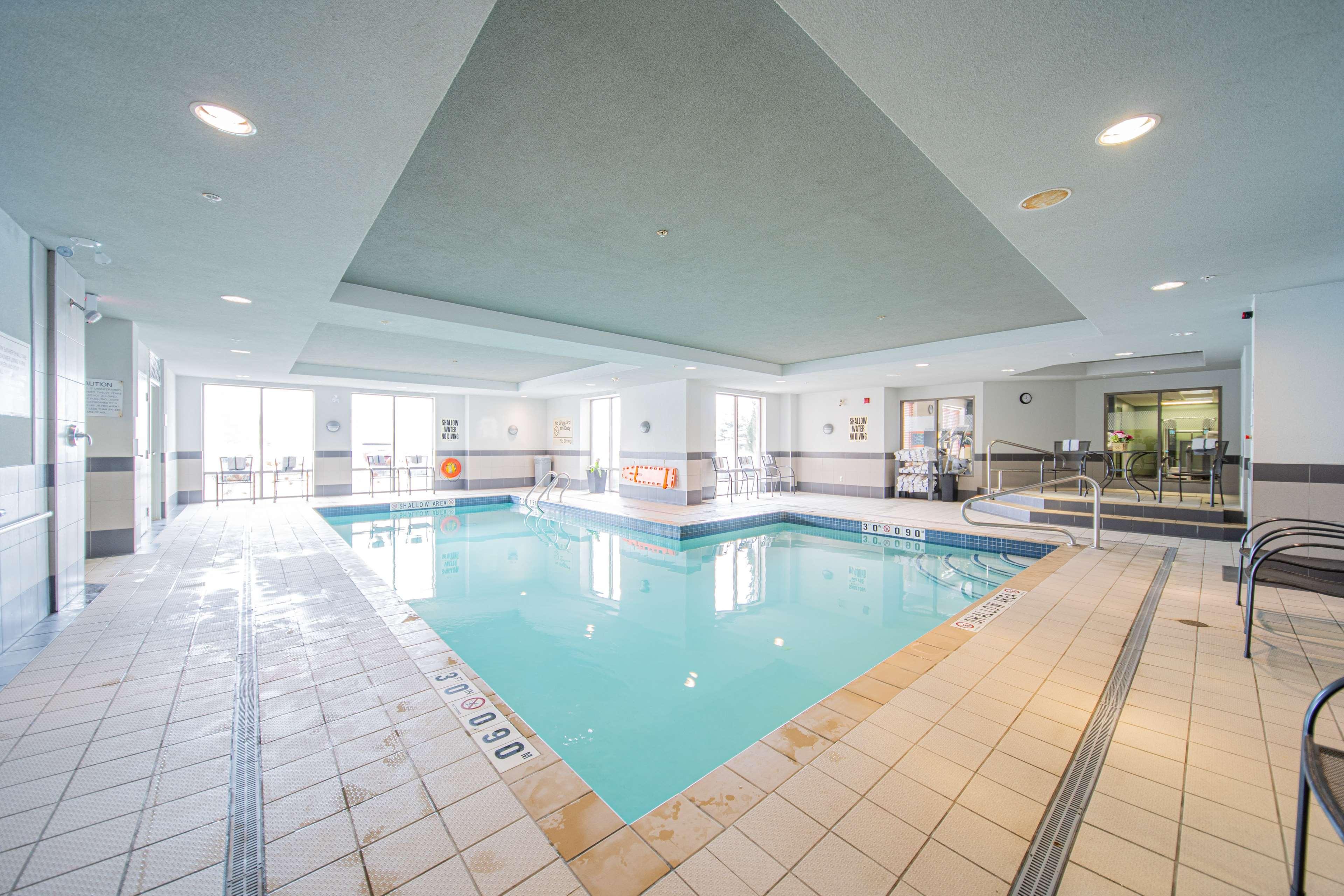 Hampton Inn & Suites By Hilton Брантфорд Екстер'єр фото
