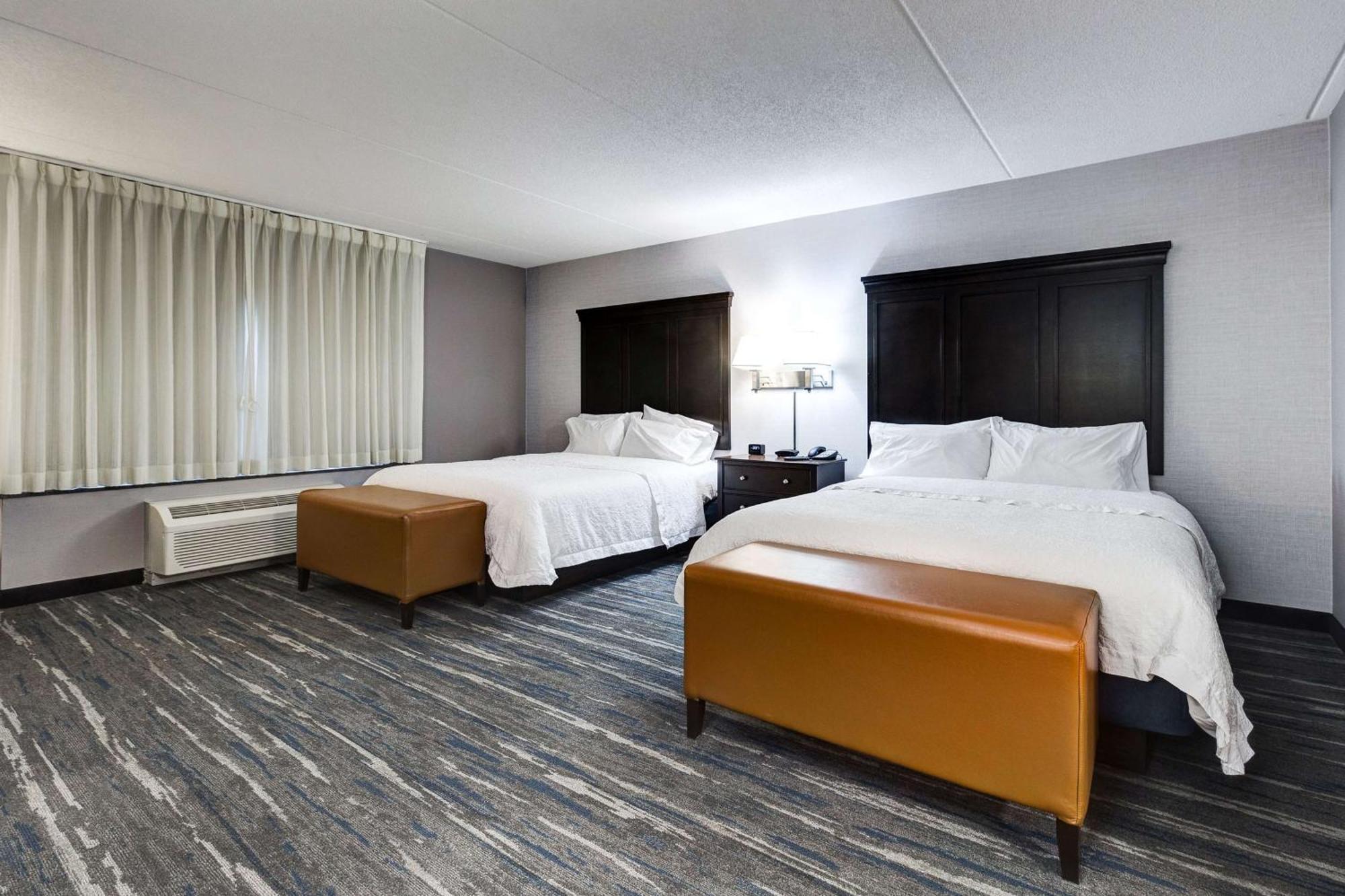 Hampton Inn & Suites By Hilton Брантфорд Екстер'єр фото