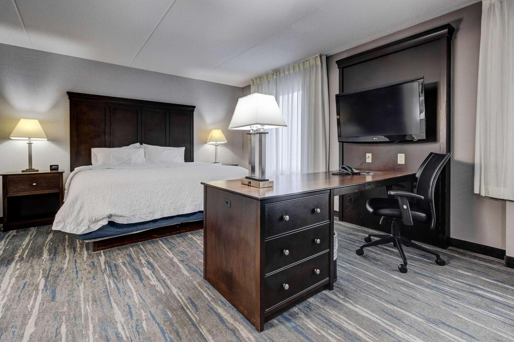 Hampton Inn & Suites By Hilton Брантфорд Екстер'єр фото